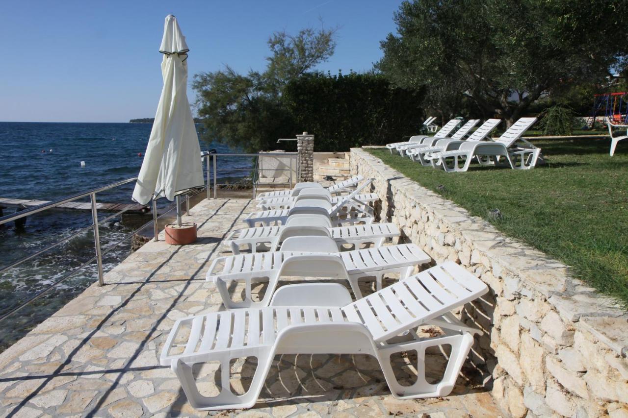 Apartments By The Sea Kozino, Zadar - 5803 Kültér fotó