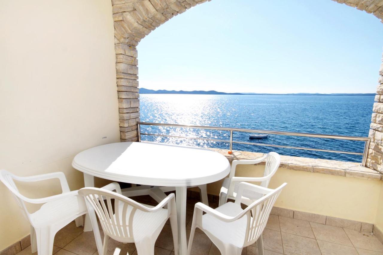 Apartments By The Sea Kozino, Zadar - 5803 Kültér fotó